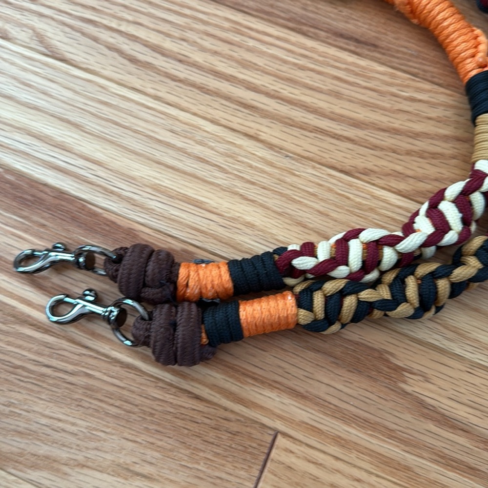 NWOT MIN & MON PARACORD STRAP - Picture 2 of 3